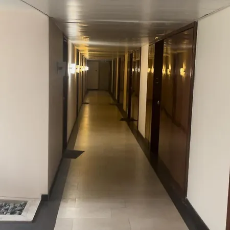 With Terrace & Rooftop Pool In Promenade Des 招待所 尼斯