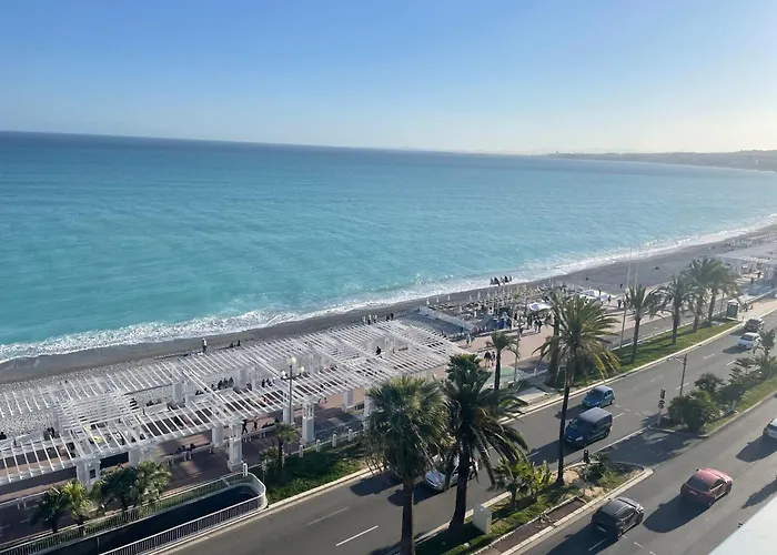 With Terrace & Rooftop Pool In Promenade Des Nice
