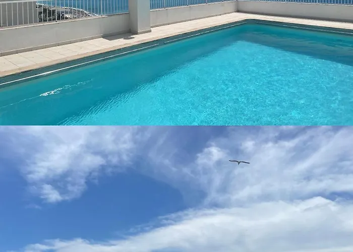 With Terrace & Rooftop Pool In Promenade Des 3*